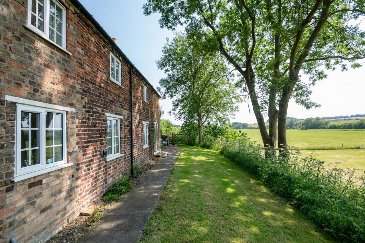 Marris Cottage Grimsby Exterior foto